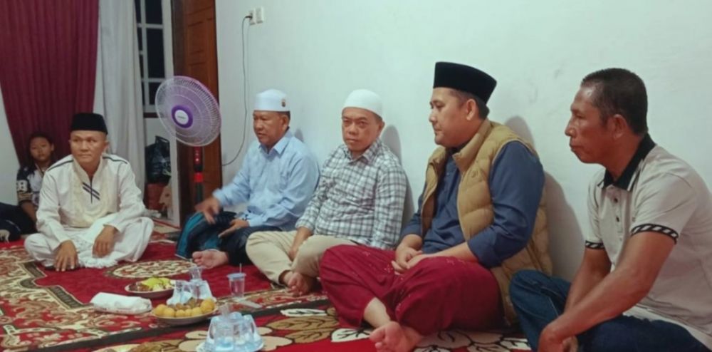 Duka Selimuti Jambi, Bupati Merangin dan Gubernur Al Haris Takziah ke Rumah Duka Kopriani