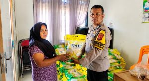 Desa Purwodadi Gelar Gerakan Pangan Murah, Warga Terima Beras SPHP