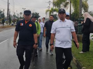 Nazar Efendi Pimpin Gotong Royong Massal, Pemkab Tebo Jadikan Jumat Bersih Agenda Rutin