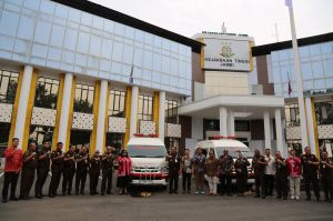 PetroChina Serahkan 2 Ambulans untuk RS Adhyaksa Jambi, Perkuat Layanan Kesehatan Masyarakat