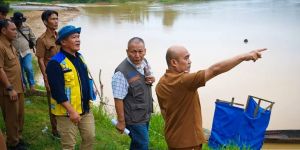 BNPB Pusat Bersama Bupati Bungo Tinjau Progres Pembangunan Turap di Dua Kawasan Rawan