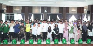 Wabup Nazar Dampingi Penyerahan Santunan dan Sembako, Tegaskan Komitmen Pemkab Tebo Bantu Warga