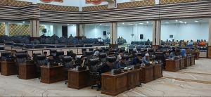 Paripurna DPRD Kota Jambi Ricuh! Hujan Interupsi Warnai Bahasan Pertanggungjawaban APBD 2025