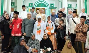 Datuk Rio Lepas Jamaah Umrah Dusun Empelu, Doakan Pulang dengan Predikat Umrah Mabrur