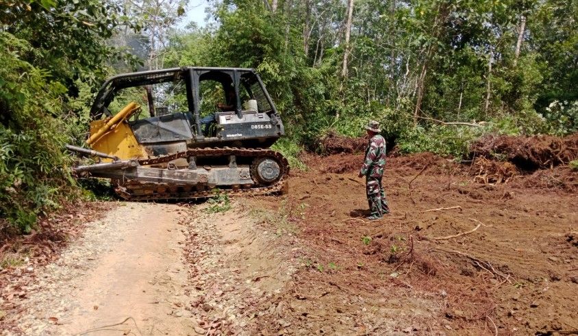 Serka Tohirin Pastikan Pembukaan Jalan TMMD Sesuai Perencanaan