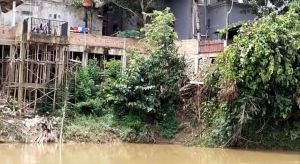 Abrasi Batanghari Mengancam, BPBD Tebo Bergerak Selamatkan Jalan, Makam dan Fasilitas Umum