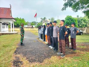 Persiapan HUT RI Ke-81, Satgas TMMD Kodim 0416/Bute Latih Calon Paskibra di Bungo