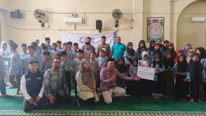 Mahasiswa UIN STS Jambi Ajak Anak Yatim dan Dhuafa Belajar Sambil Berbagi di Muharam