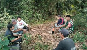 Cegah Karhutla Sejak Dini, Babinsa Sungai Bengkal Sisir Wilayah Rawan di Tebo Ilir