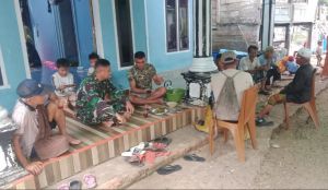 Komsos di Tengah Warga, Babinsa Rantau Pandan Perkuat Kebersamaan dan Jaga Kamtibmas
