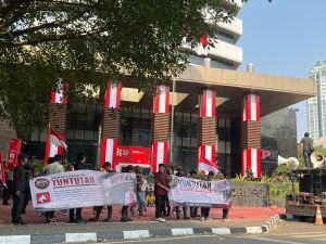 Demo di KPK, GERAM Minta KPK Monitoring Laporan di Ditjen Gakkum ESDM Terkait Guarantor Batubara