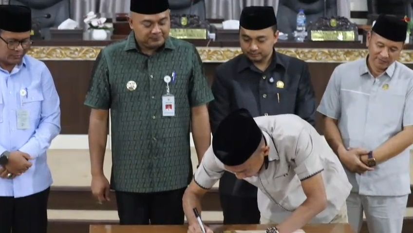 DPRD Tebo Sahkan APBD Perubahan 2026