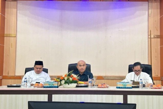 Bupati Dedy Putra Perkuat Koordinasi OPD dan Camat, Fokus pada Pelayanan Publik