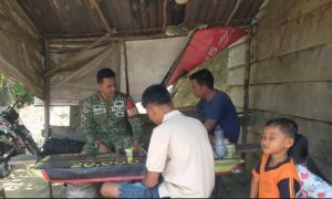 Jaga Masa Depan Generasi Muda, Babinsa Sambangi Warga Sungai Mancur