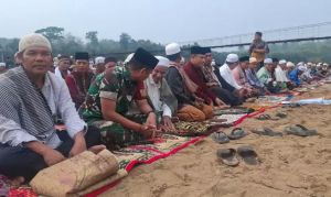 Warga Desa Danau Gelar Doa Istisqa, Berharap Hujan Segera Turun