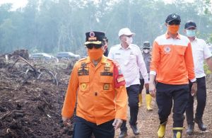 Karhutla Kembali Terjadi di HLG Londerang, Al Haris Uji Zat Pemadam Gambut