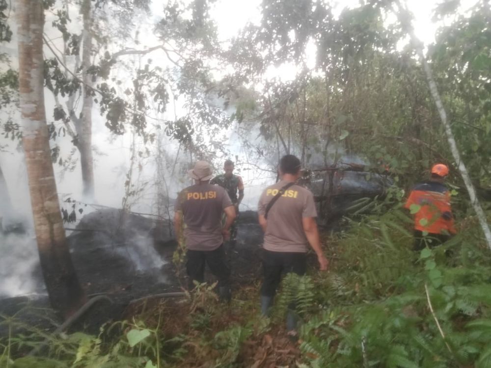 Kebakaran Lahan di Bungo, Polisi Temukan Bong di Tengah Proses Pemadaman