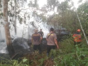 Kebakaran Lahan di Bungo, Polisi Temukan Bong di Tengah Proses Pemadaman