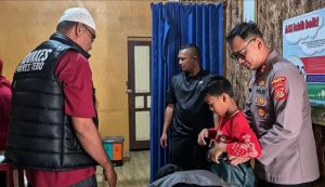 Dua Anak Suku Anak Dalam di Tebo Jalani Khitanan, Difasilitasi untuk Berobat