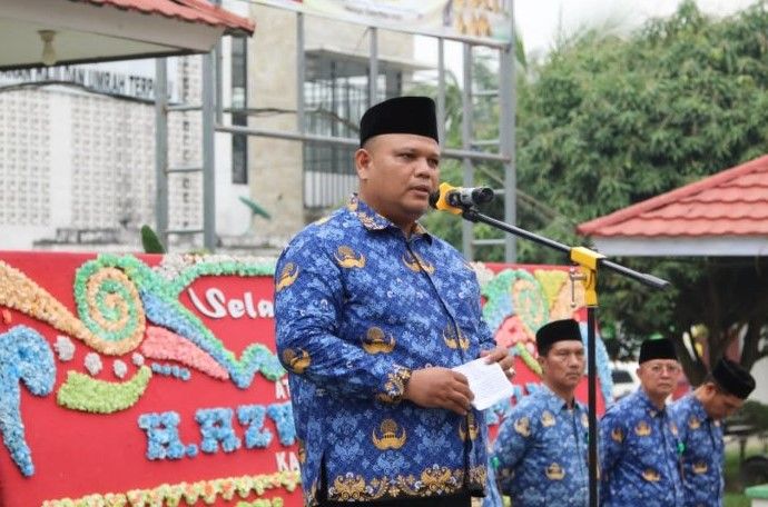 Pimpin Upacara Perdana, Kepala Kemenag Tebo Ajak ASN Perkuat Sinergi