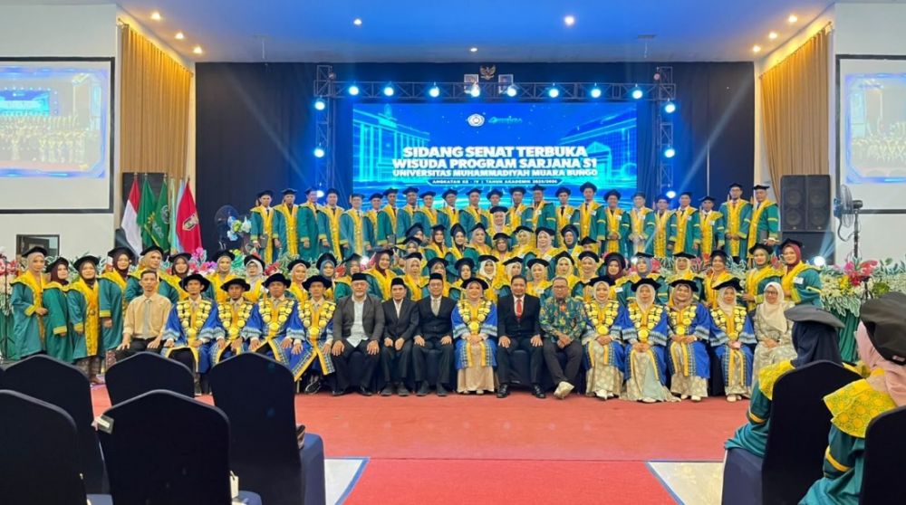 571 Mahasiswa Ummuba Diwisuda, Bupati Bungo Ingatkan Lulusan Terus Tingkatkan Kompetensi